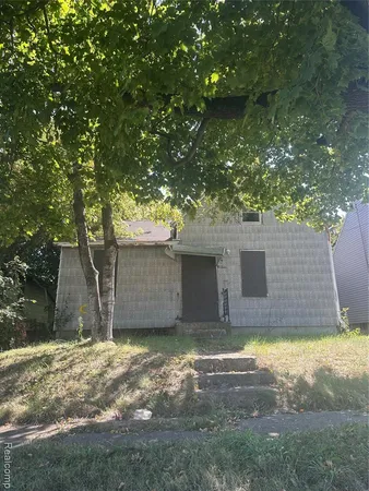 $8,500 | 2433 Brown Street, Flint, MI 48503
