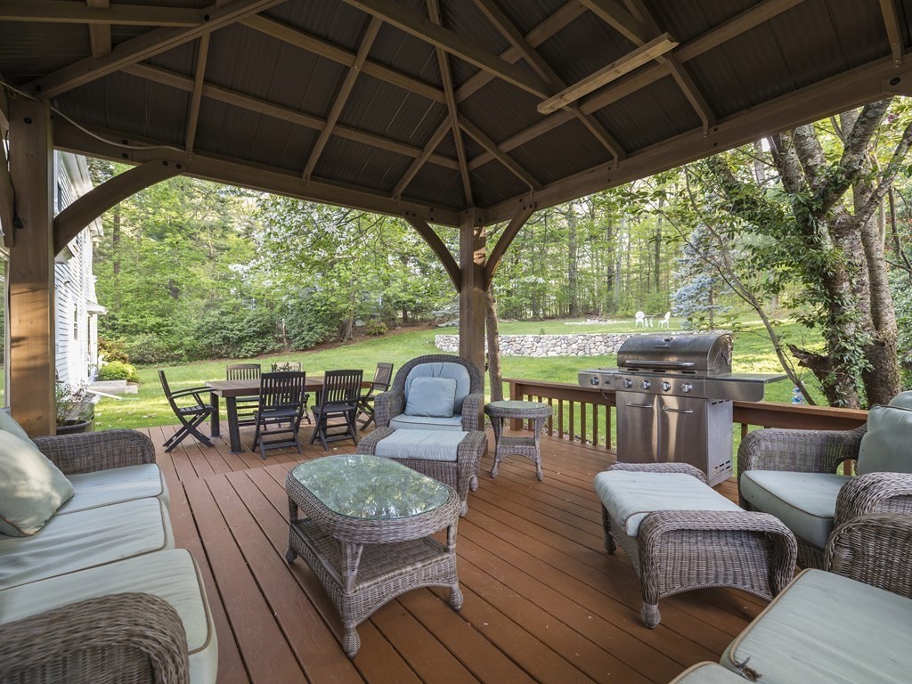 19 Colgate Road Wellesley, MA 02482 - Photo 17 of 18