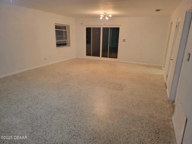 $2,225 | 1442 John Anderson Drive, Ormond Beach, FL 32176