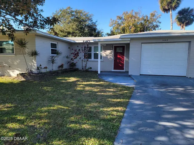 $2,225 | 1442 John Anderson Drive, Ormond Beach, FL 32176