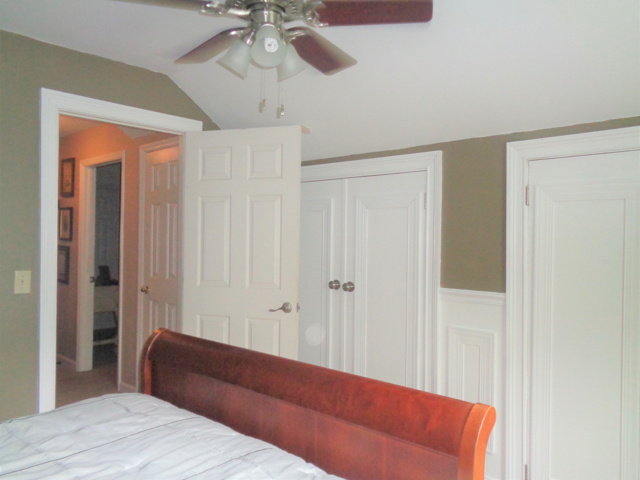 325 Mt Lebanon Road Lawrenceburg, TN 38464 - Photo 26 of 37 a bedroom with a bed and wooden floor