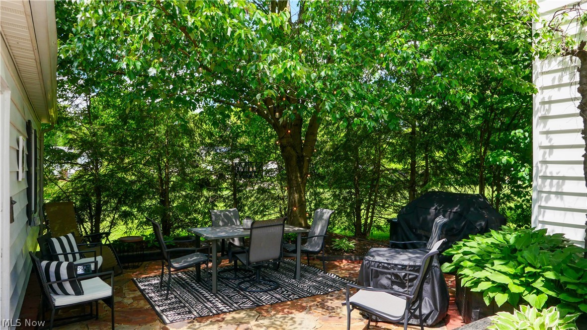 2069 State Road Northwest Warren, OH 44481 - Photo 30 of 45 View of patio
