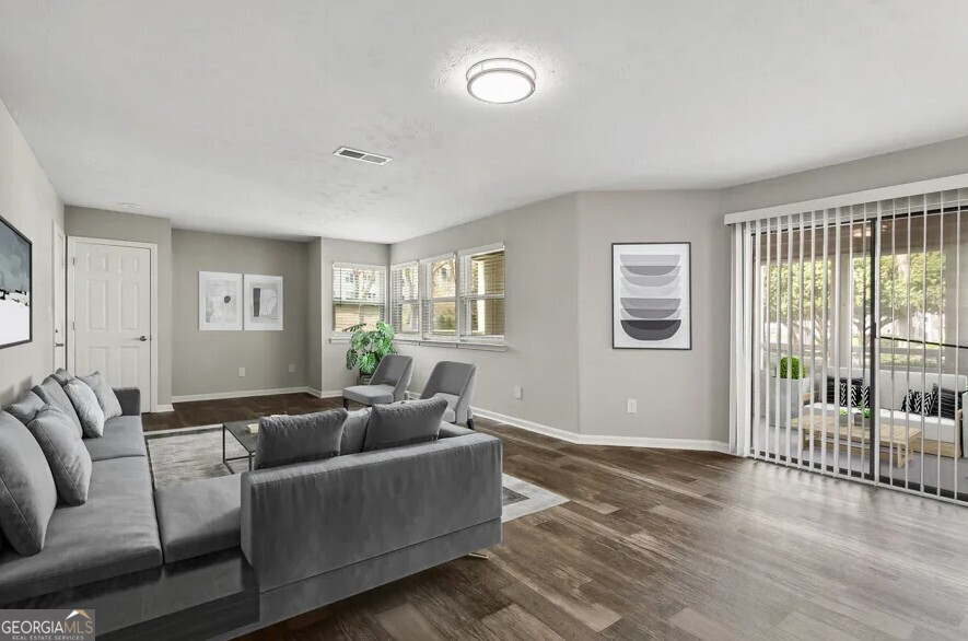 7600 Roswell Road, Unit 10812 Sandy Springs, GA 30350 - Photo 6 of 32 Gallery Image 6