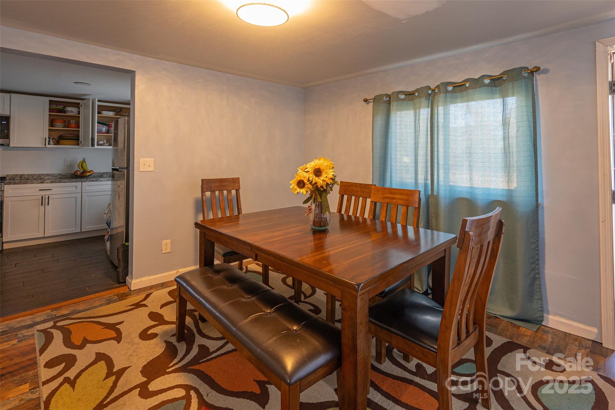 129 Lakeview Drive Blacksburg, SC 29702 - Photo 4 of 13