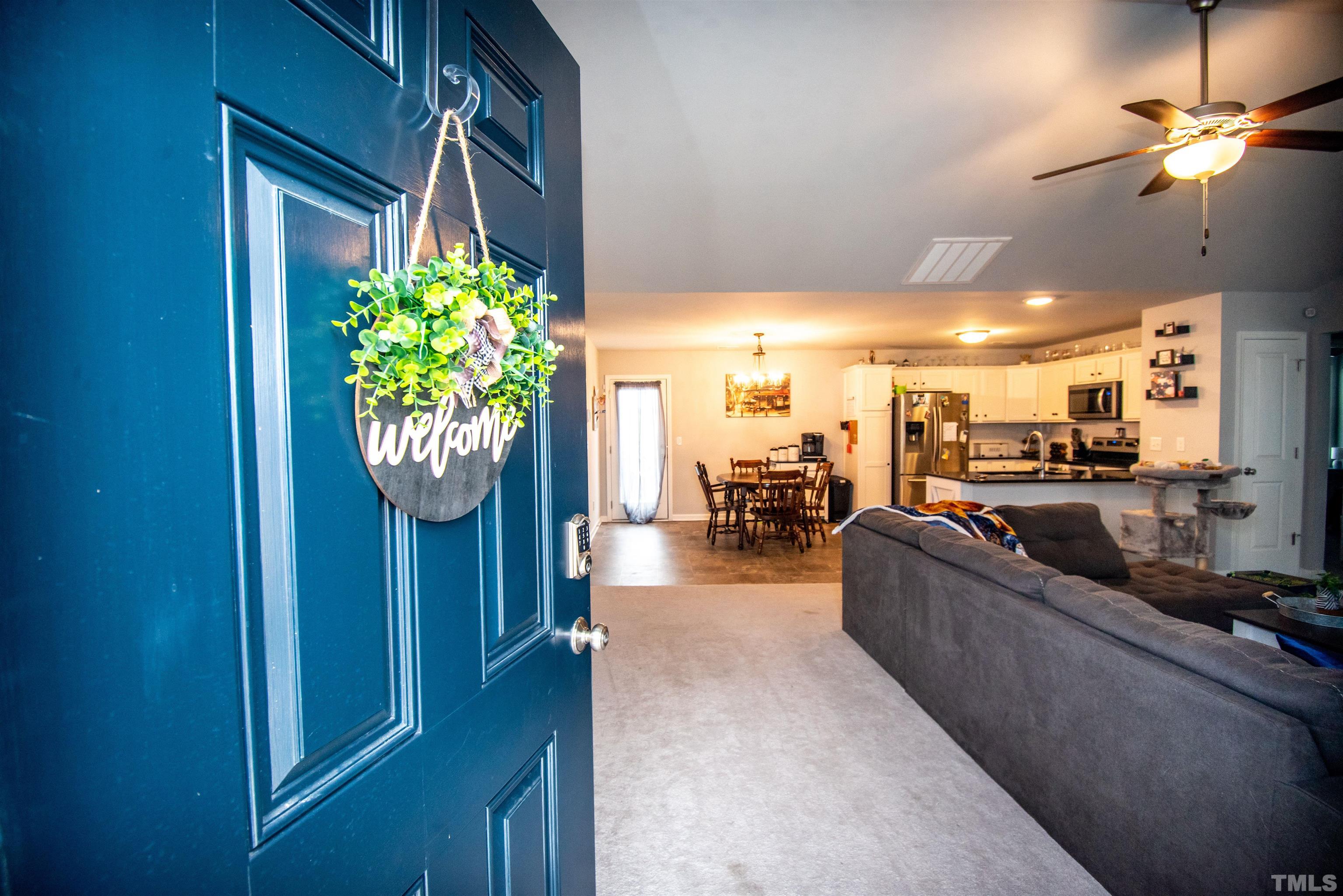 113 Cornfield Lane Benson, NC 27504 - Photo 6 of 13 a living room with furniture