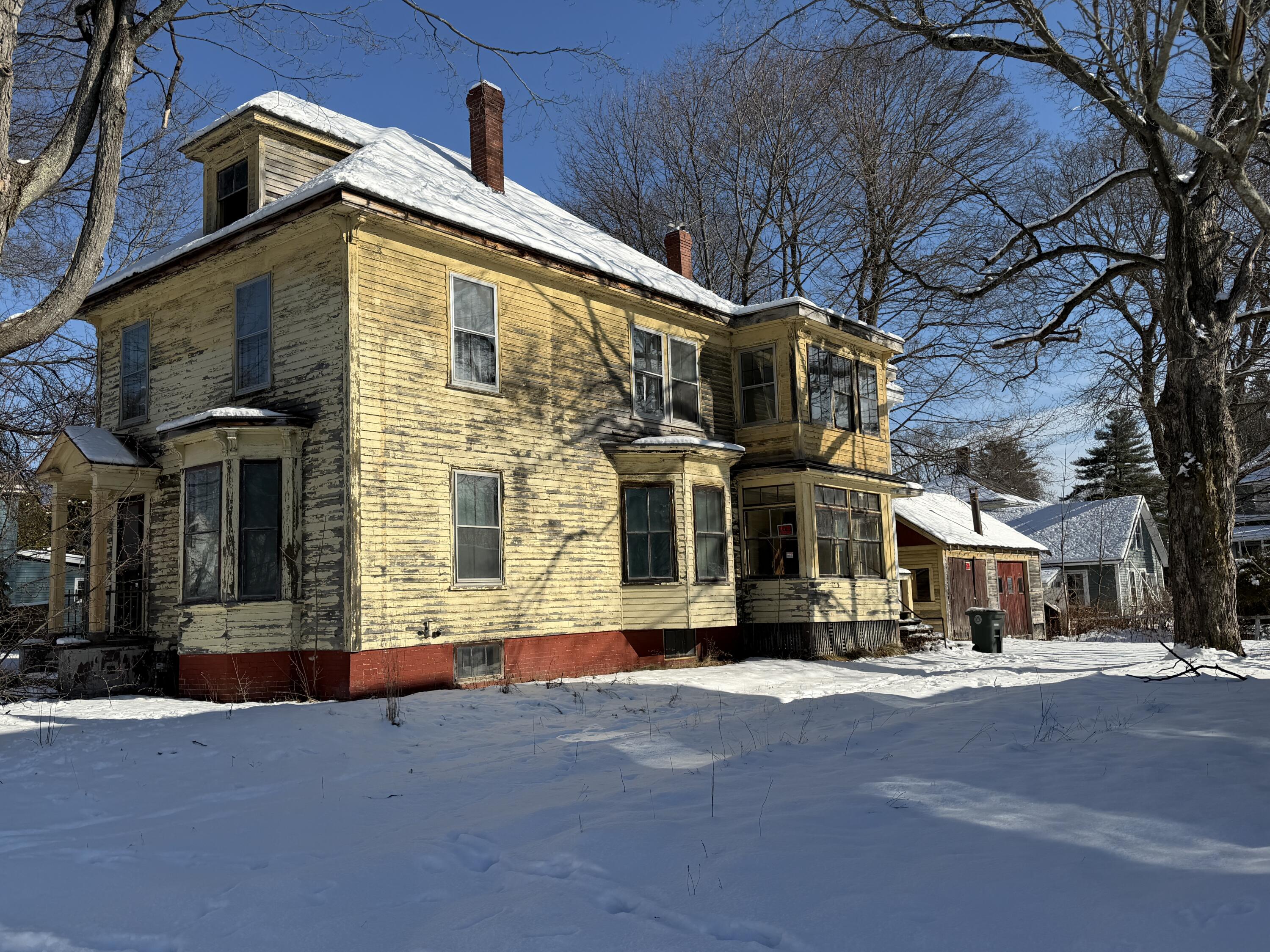 22 Berkeley Street Westbrook, ME 04092 - Photo 3 of 65 3