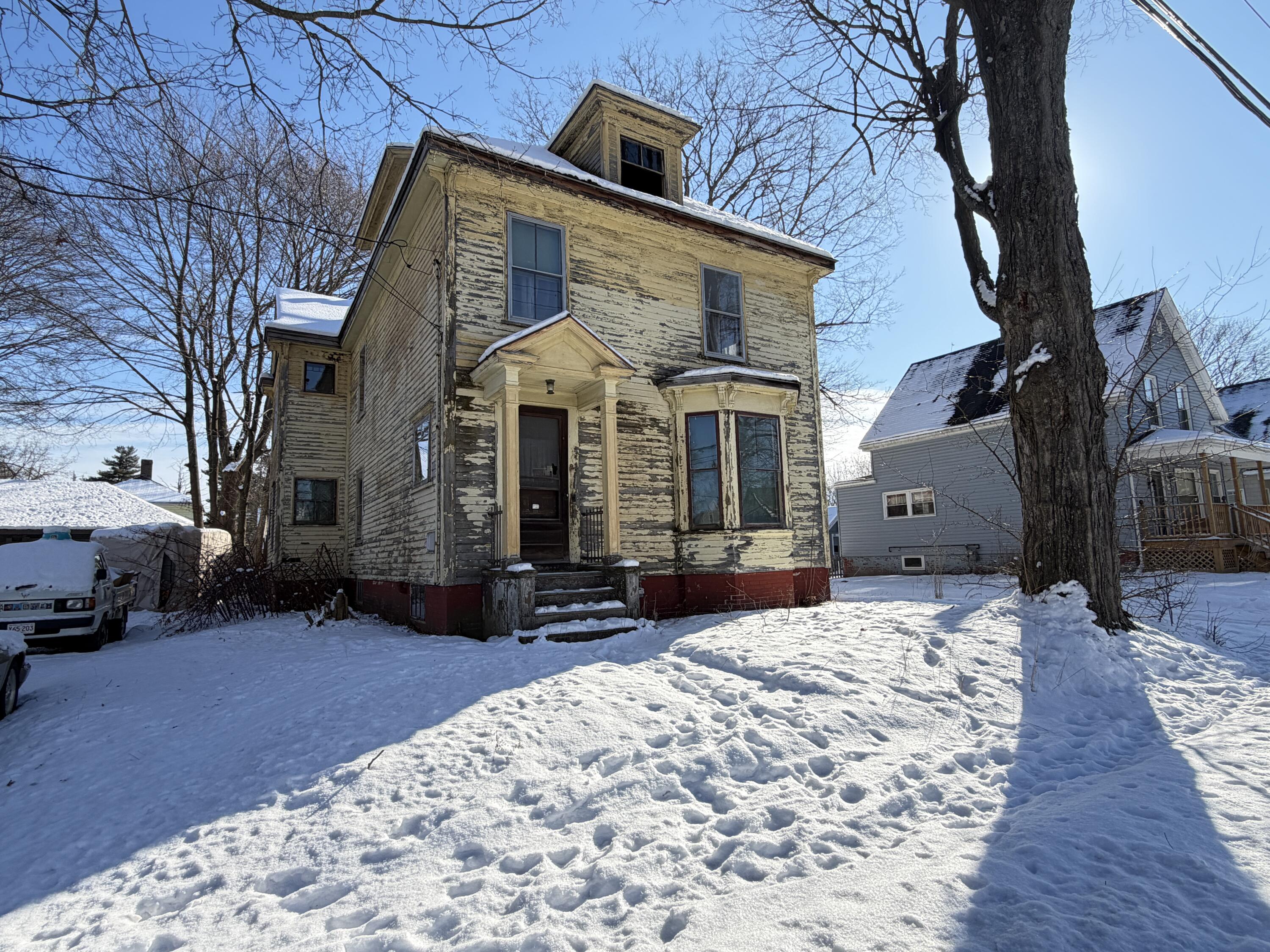 22 Berkeley Street Westbrook, ME 04092 - Photo 4 of 65 4