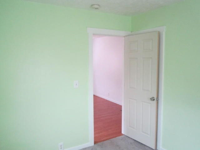 583 Upton Avenue Springfield, MI 49037 - Photo 20 of 23 583 Upton Avenue 020