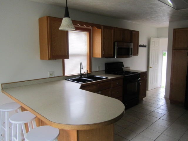 583 Upton Avenue Springfield, MI 49037 - Photo 9 of 23 583 Upton Avenue 009