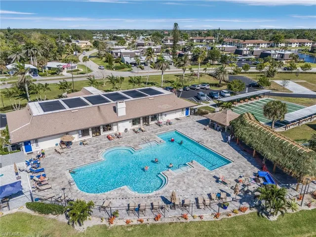 $219,000 | 604 Charlemagne Boulevard, Naples, FL 34112