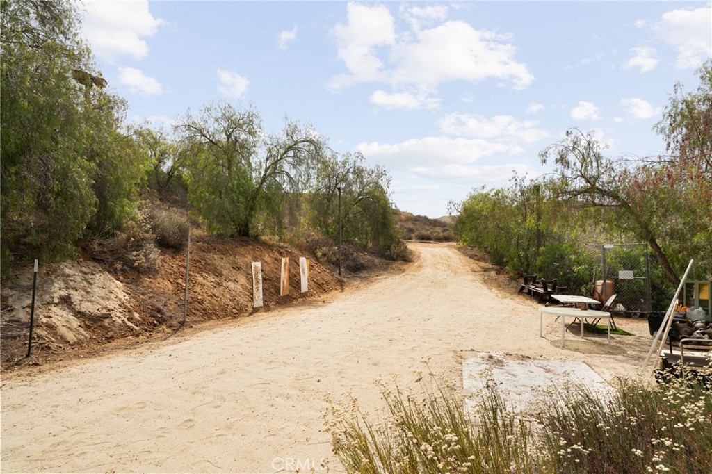 23900 Fellows Way Perris, CA 92570 - Photo 38 of 63 a view of a backyard of snow