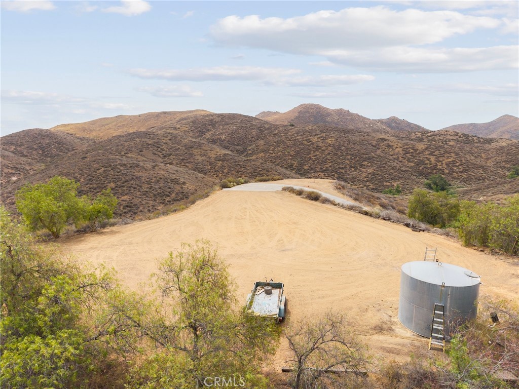 23900 Fellows Way Perris, CA 92570 - Photo 48 of 63 a view of a city