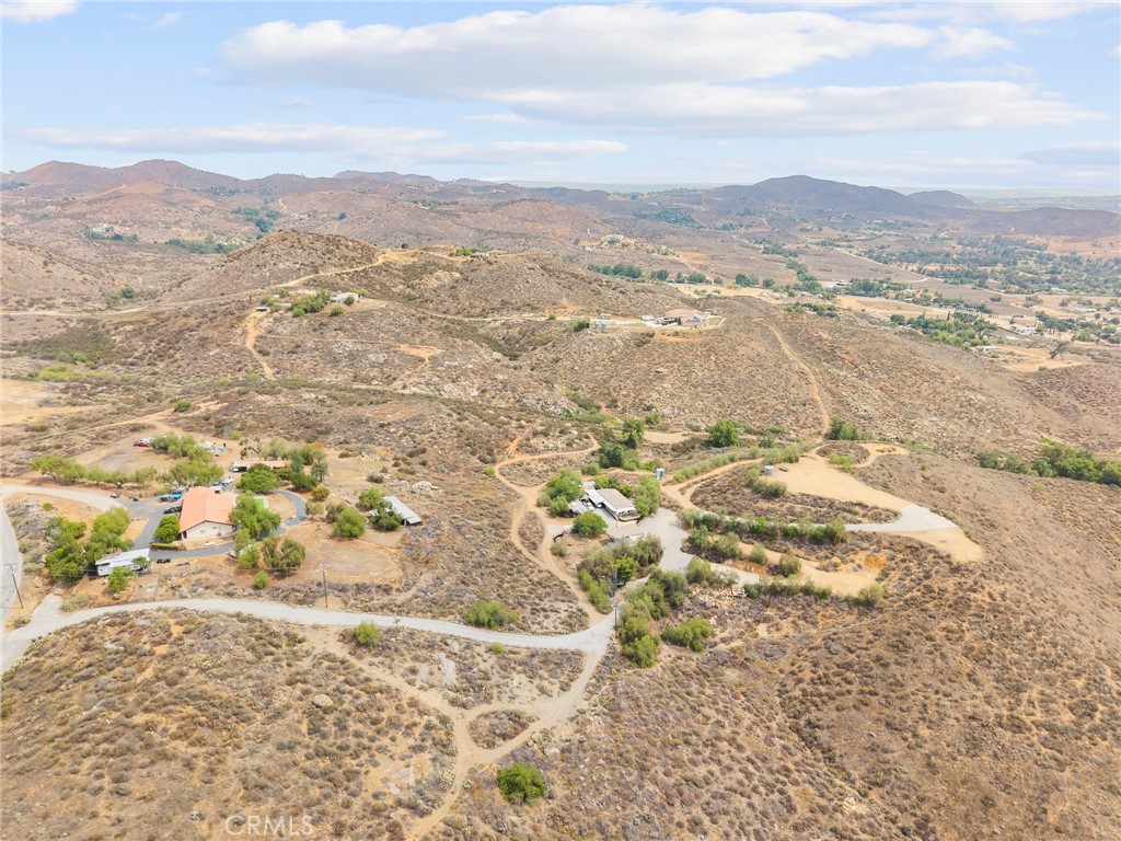 23900 Fellows Way Perris, CA 92570 - Photo 53 of 63 a view of city and mountain