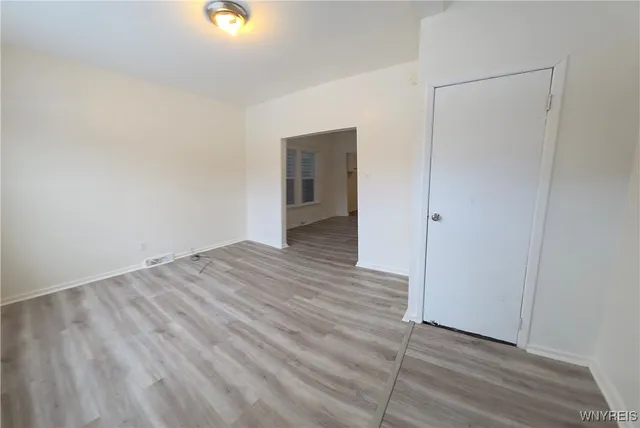 $1,200 | 177 Grote Street, Buffalo, NY 14207