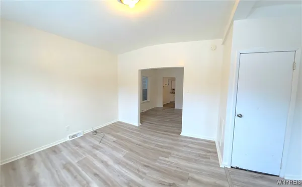 $1,200 | 177 Grote Street, Buffalo, NY 14207