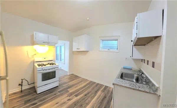 $1,200 | 177 Grote Street, Buffalo, NY 14207