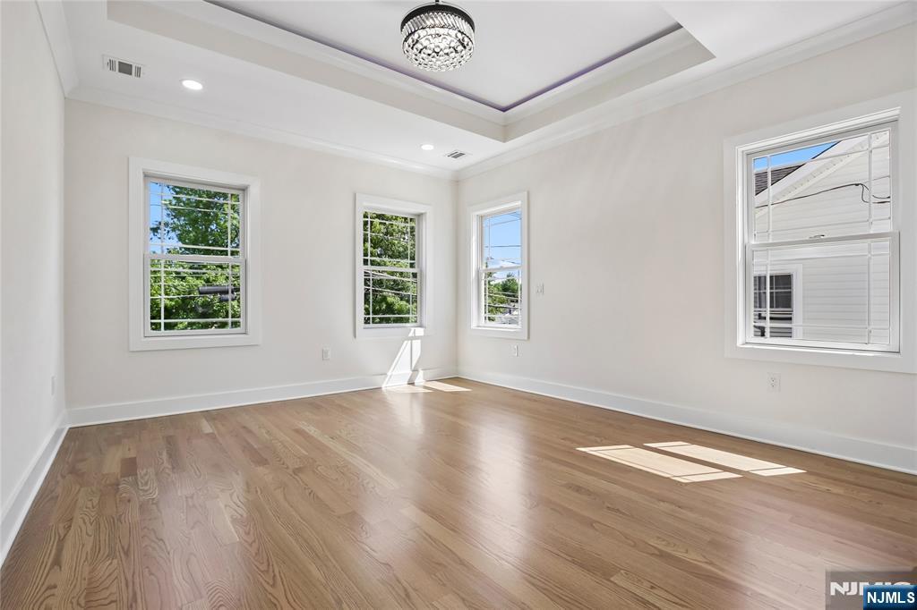 318 East Halsey Road Parsippany, NJ 07054 - Photo 18 of 38