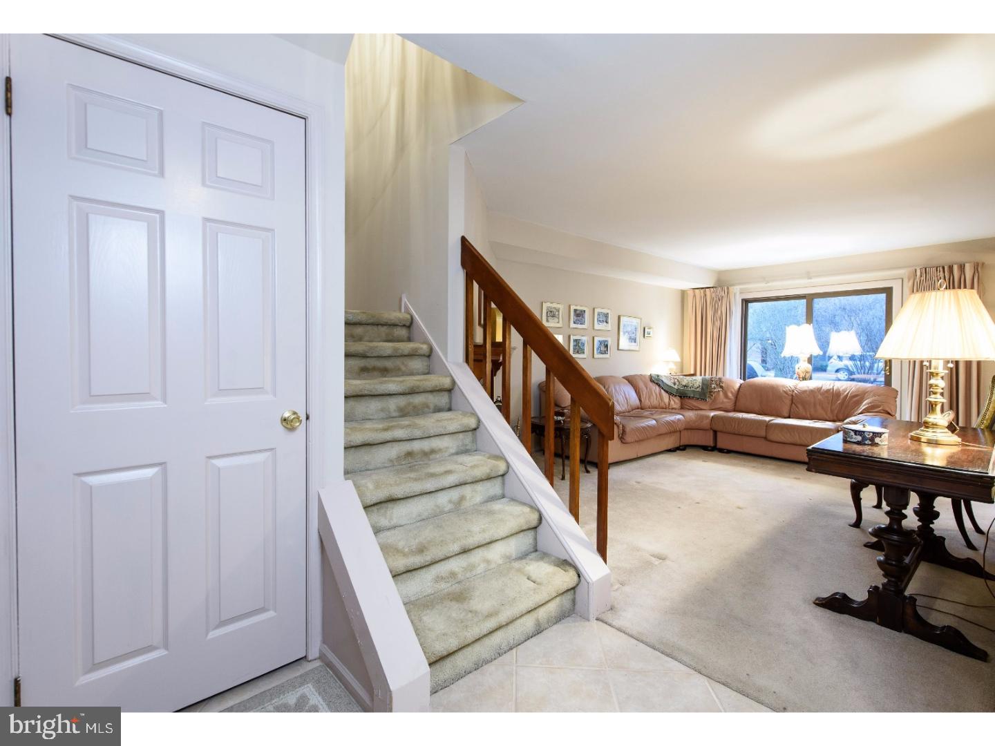 206 Hanover Court Chesterbrook, PA 19087 - Photo 2 of 22 Gallery Image 2