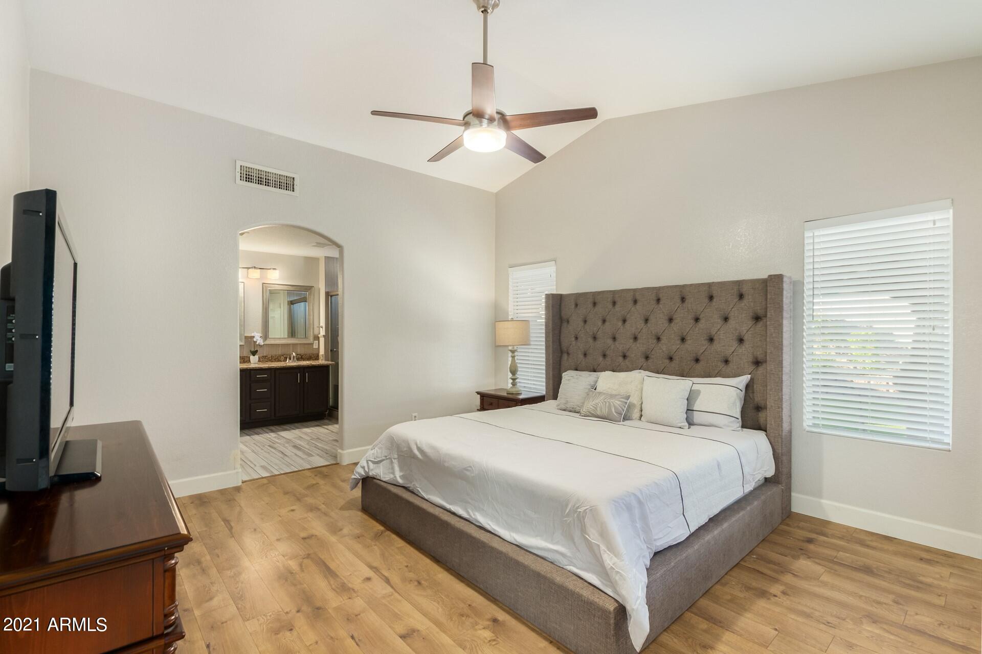 2018 East Wagoner Road Phoenix, AZ 85022 - Photo 11 of 23 PRIMARY BEDROOM & EN SUITE
