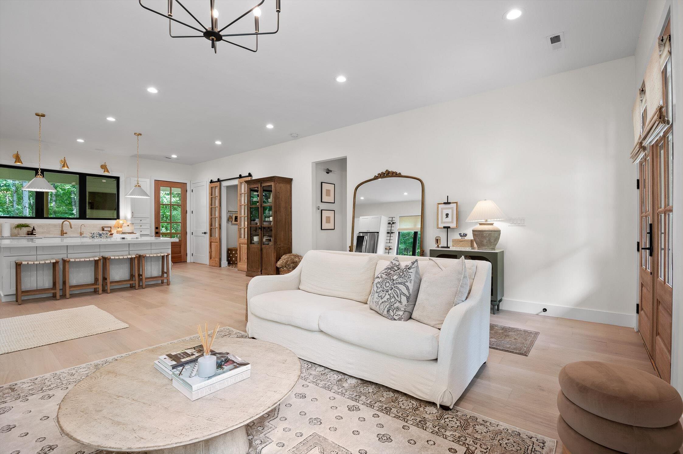 540 Greenwood Road Ringgold, GA 30736 - Photo 12 of 57 Living Room