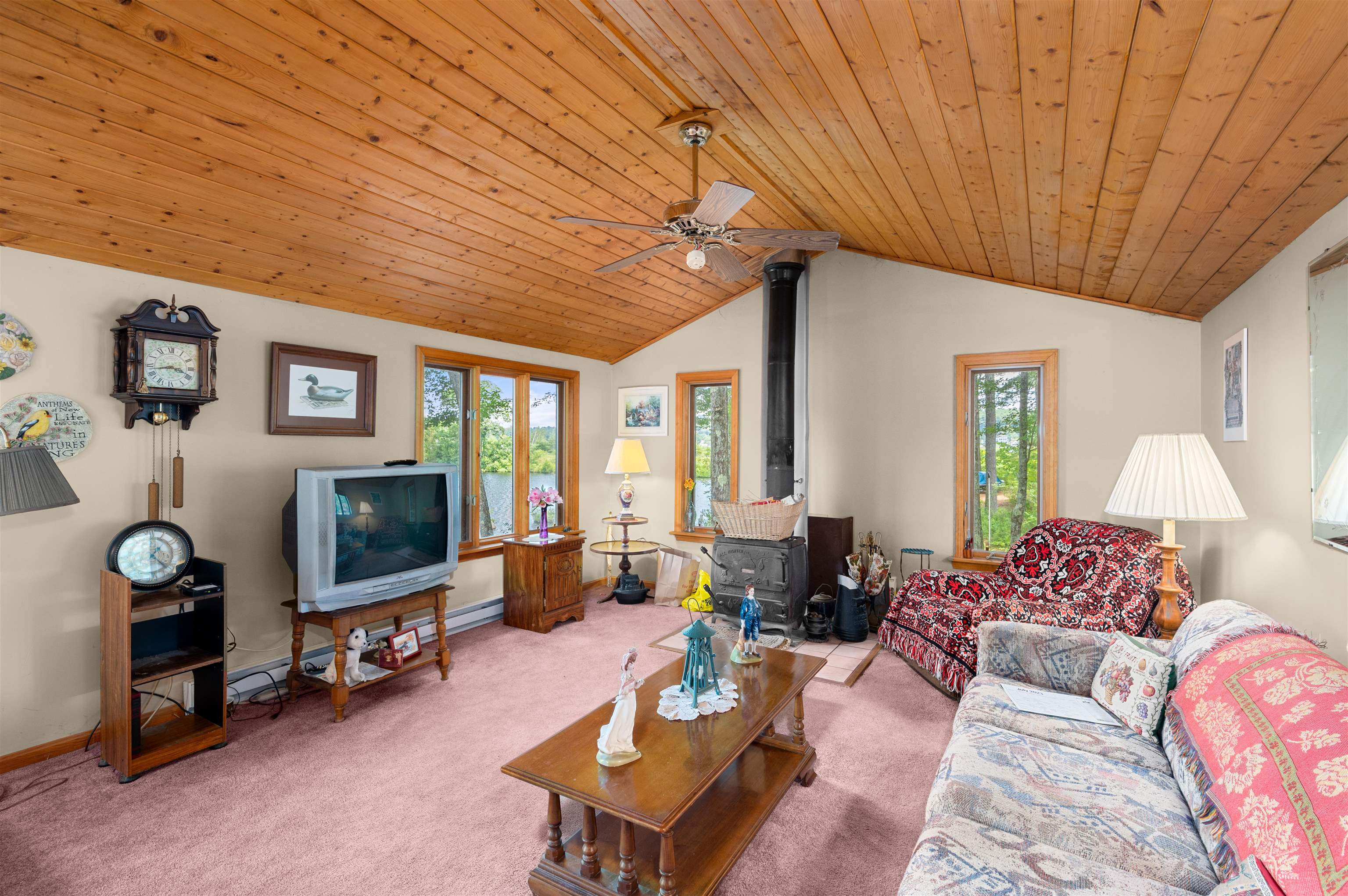 174 Hillcroft Road Laconia, NH 03246 - Photo 33 of 38 Gallery Image 33
