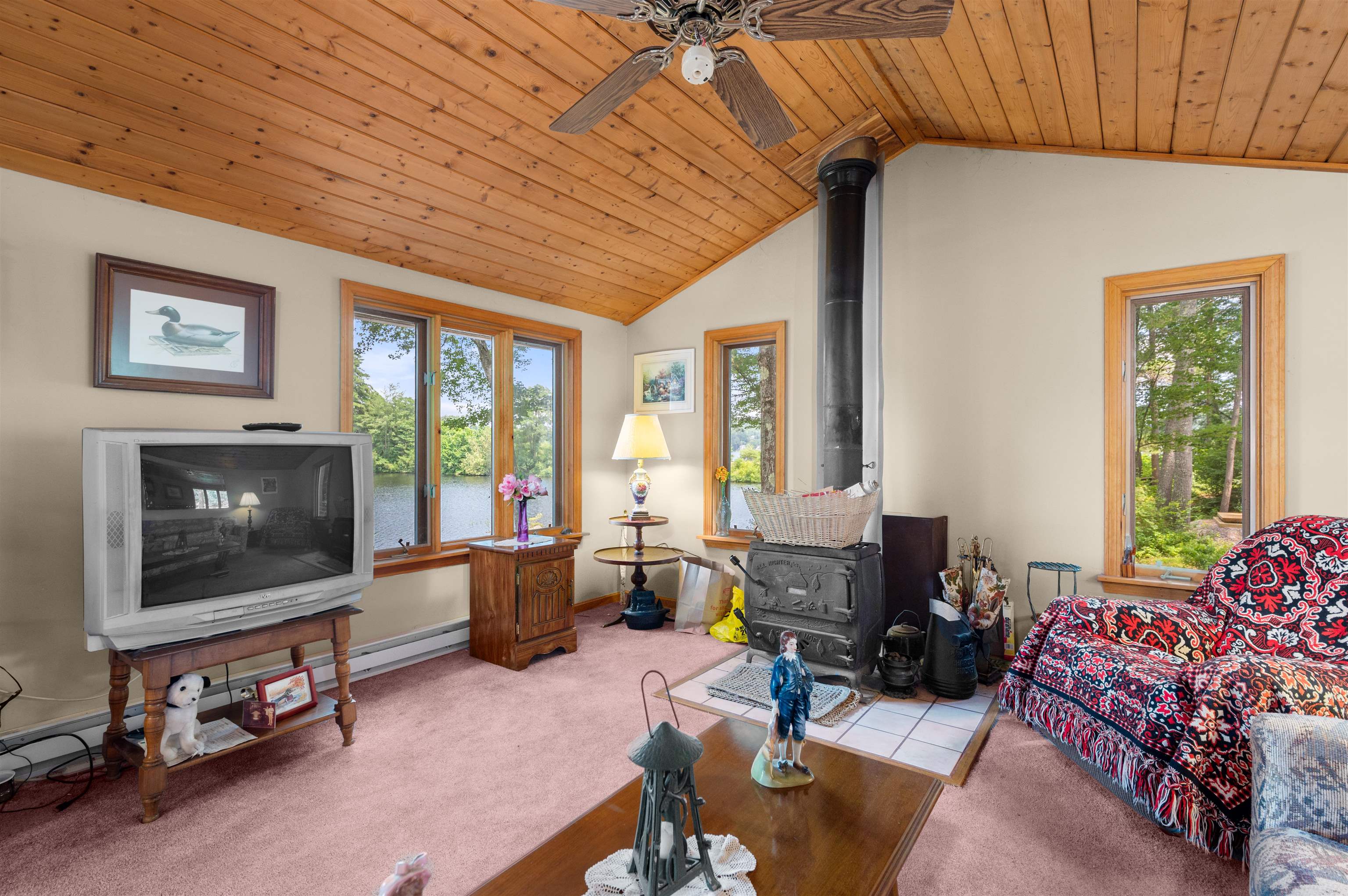 174 Hillcroft Road Laconia, NH 03246 - Photo 34 of 38 Gallery Image 34
