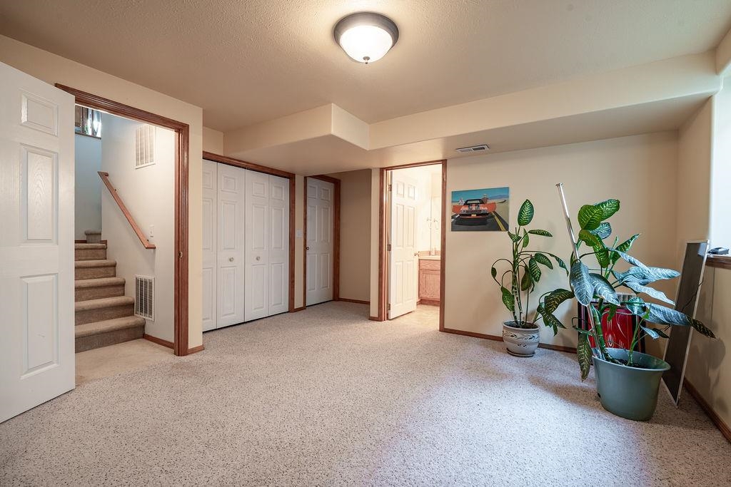 7521 North Calispel Lane Spokane, WA 99208 - Photo 17 of 33 Gallery Image 17