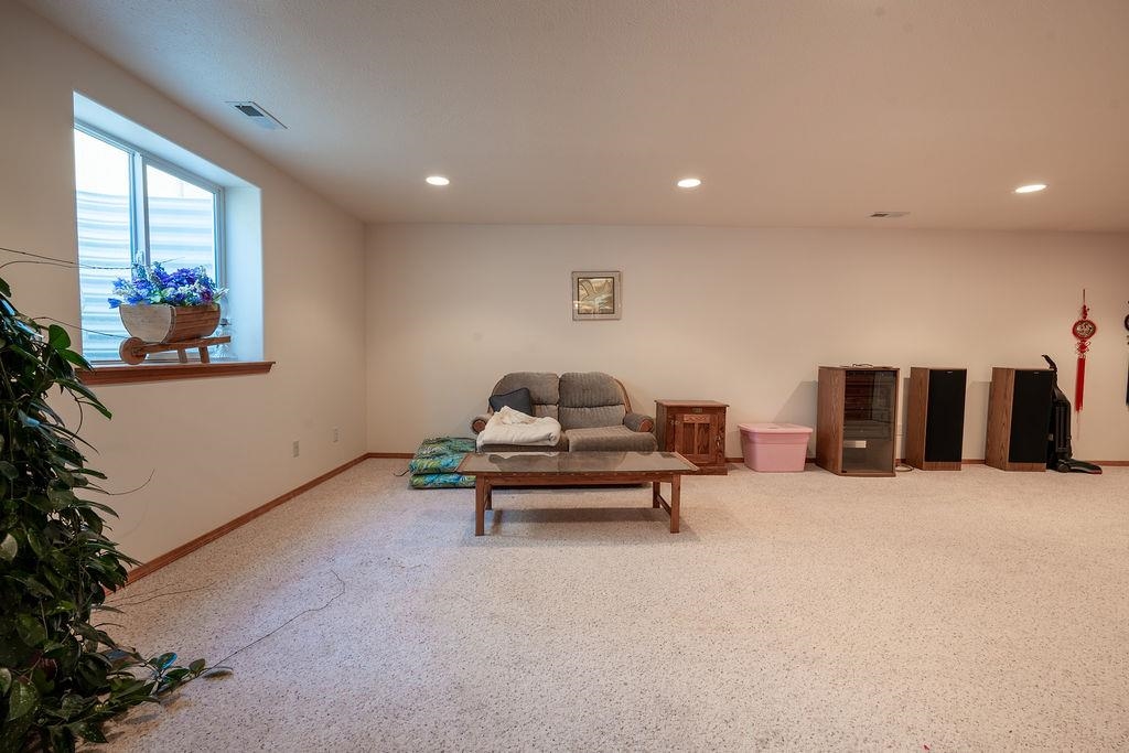 7521 North Calispel Lane Spokane, WA 99208 - Photo 18 of 33 Gallery Image 18