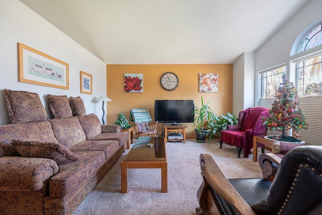 7521 North Calispel Lane Spokane, WA 99208 - Photo 3 of 33 Gallery Image 3
