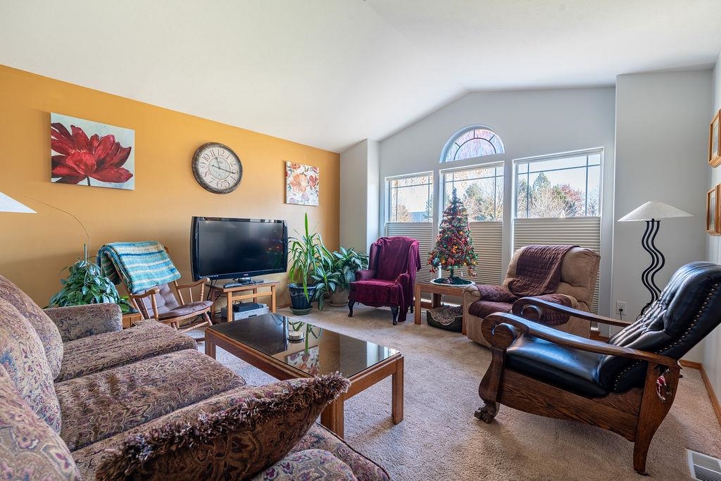 7521 North Calispel Lane Spokane, WA 99208 - Photo 4 of 33 Gallery Image 4