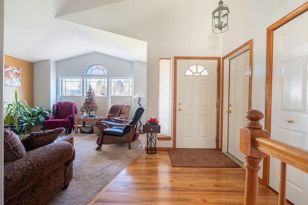 7521 North Calispel Lane Spokane, WA 99208 - Photo 5 of 33 Gallery Image 5