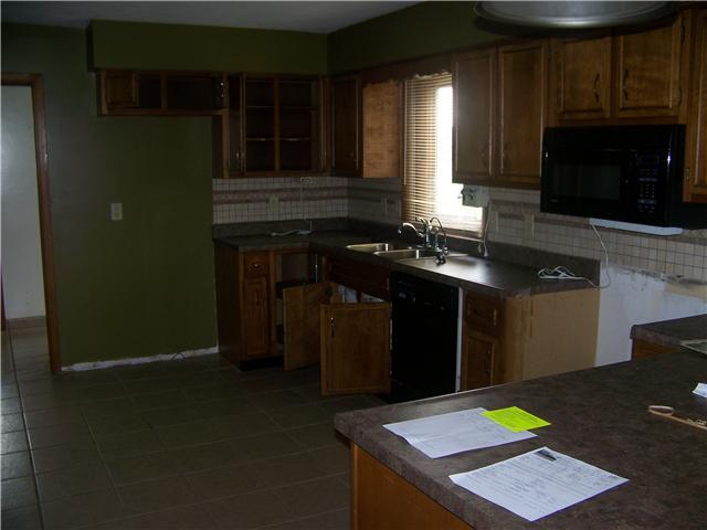 6259 Five Points Road Indianapolis, IN 46259 - Photo 9 of 10 Gallery Image 9