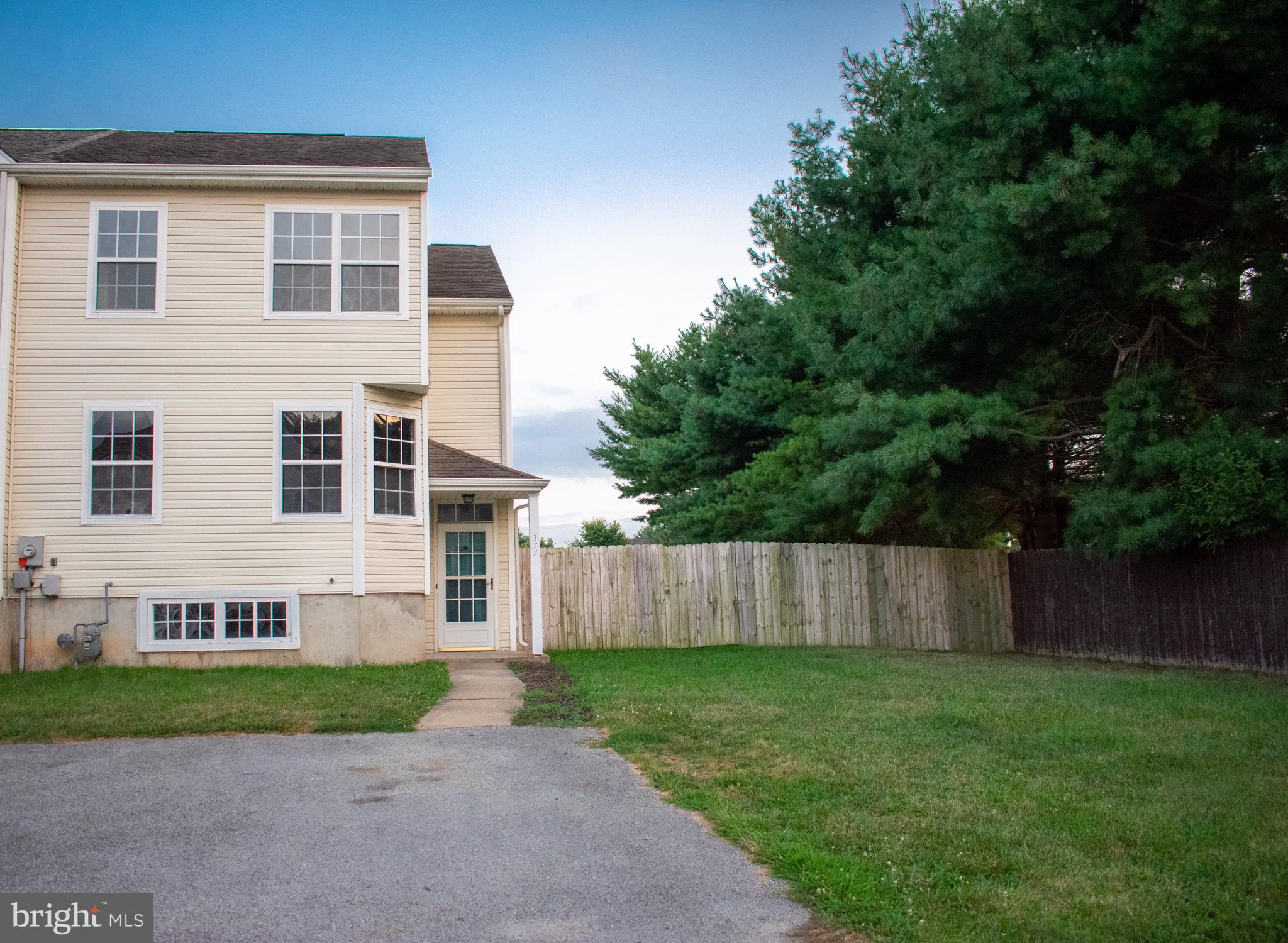 377 Braddock Road Smyrna, DE 19977 - Photo 2 of 33 Gallery Image 2