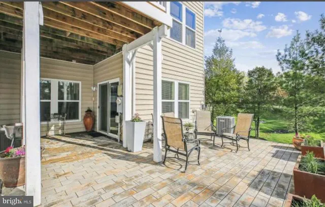 $1,550 | 15723 Quince Trace Terrace, Gaithersburg, MD 20878