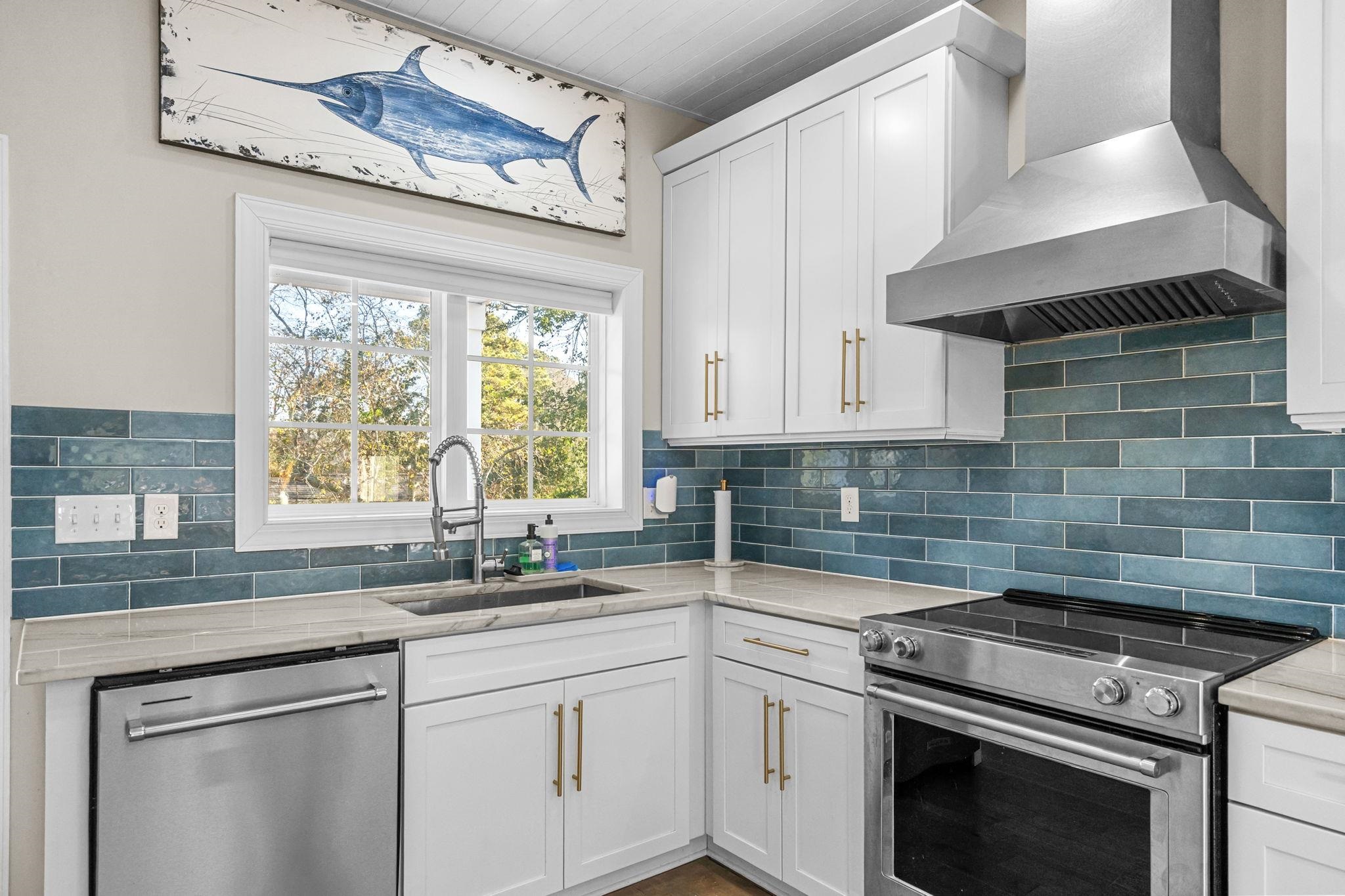 628 1st Avenue North Surfside Beach, SC 29575 - Photo 17 of 53