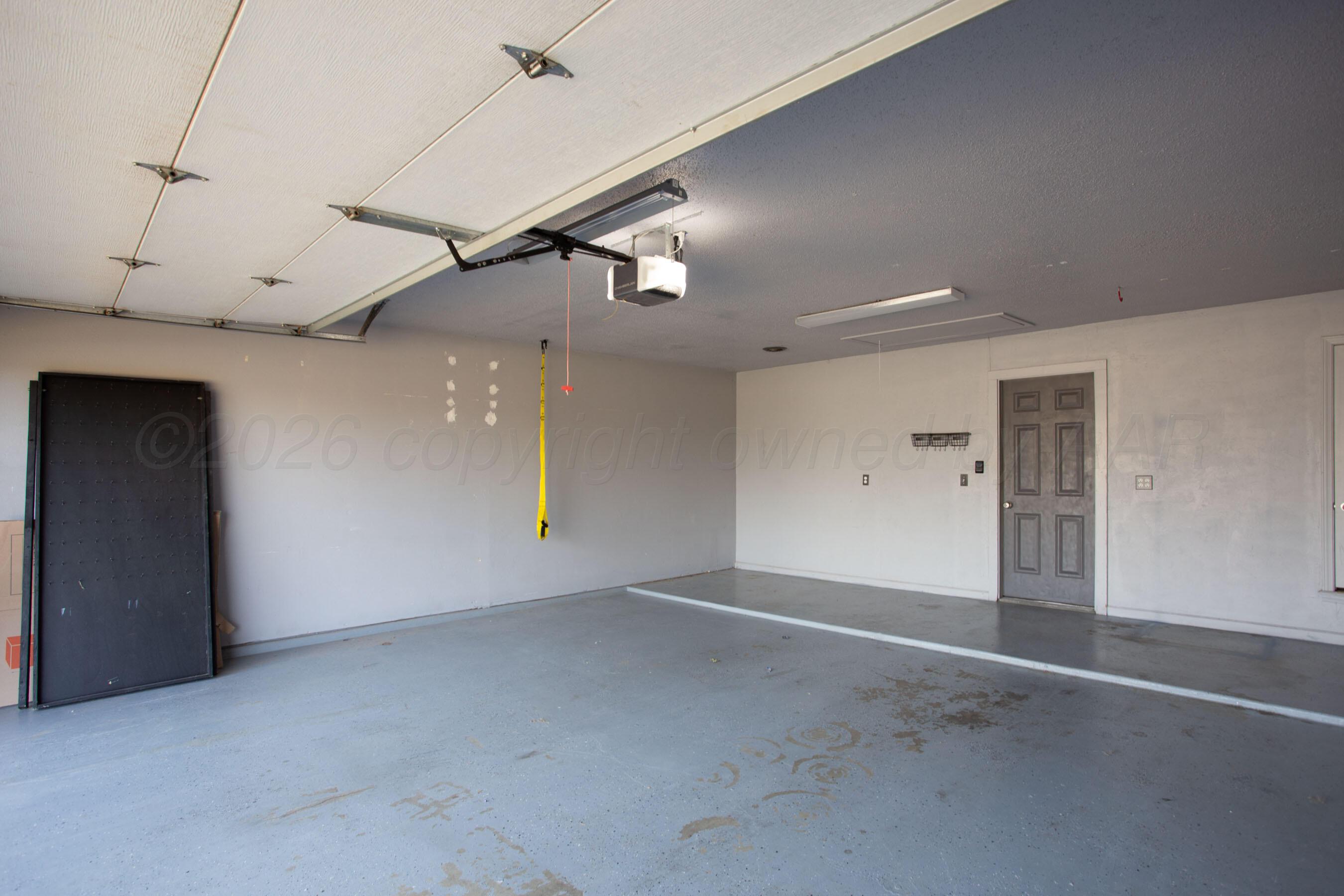 5715 South Milam Street Amarillo, TX 79110 - Photo 35 of 35 GARAGE