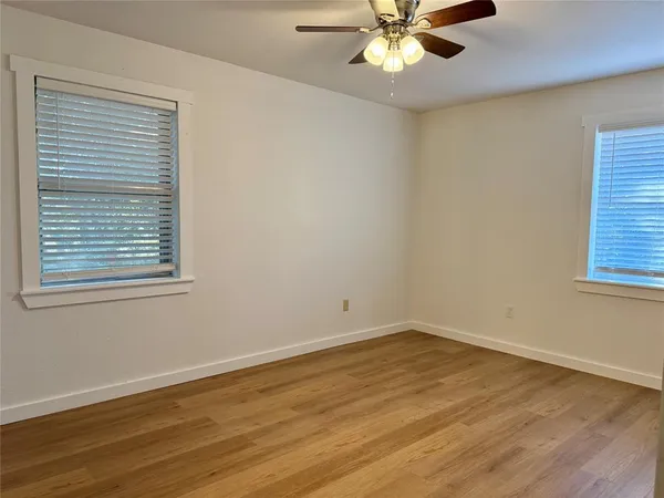 $1,300 | 1200 South State Highway, Emory, TX 75440