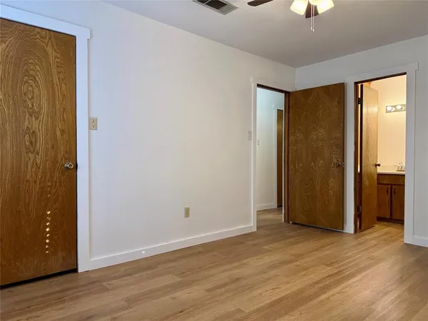 $1,300 | 1200 South State Highway, Emory, TX 75440