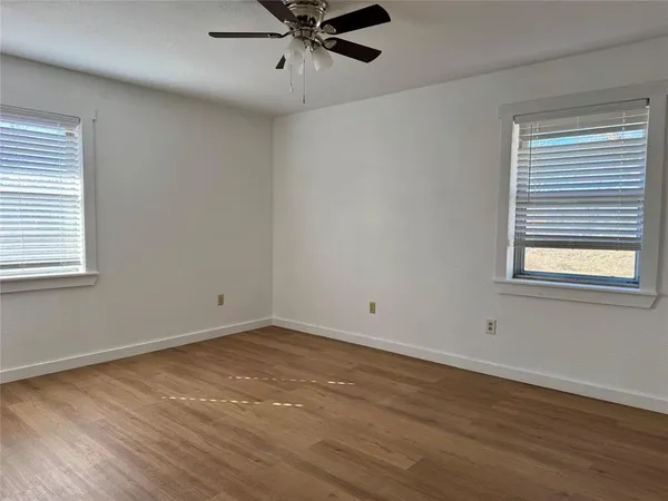 $1,300 | 1200 South State Highway, Emory, TX 75440