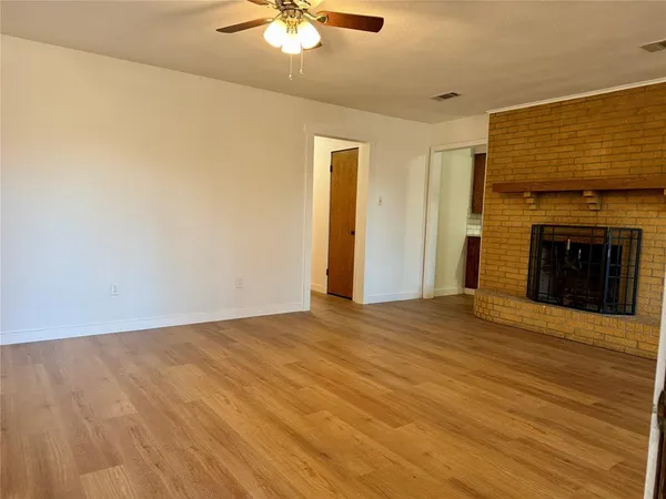 $1,300 | 1200 South State Highway, Emory, TX 75440