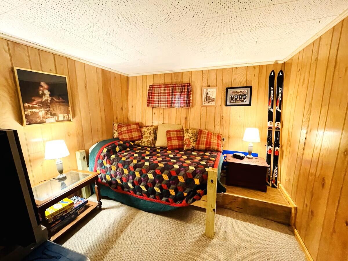 2474 Sunset Road Marlinton, WV 24954 - Photo 18 of 37 Gallery Image 18
