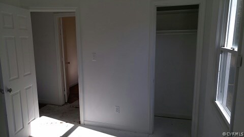 25 Warner Road Hampton, VA 23666 - Photo 8 of 11 a view of entryway