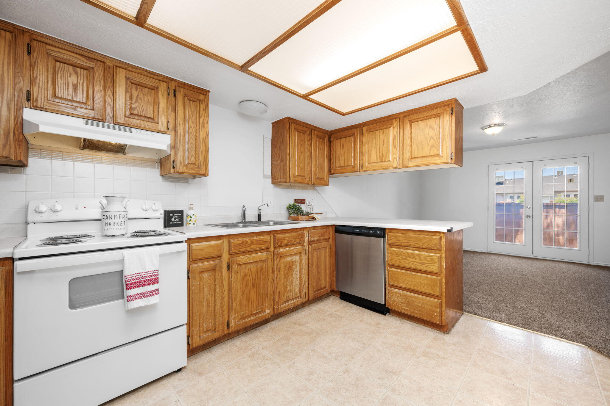 1015 South 1015 S River Road, Unit 6 St. George, UT 84790 - Photo 11 of 21 Kitchen