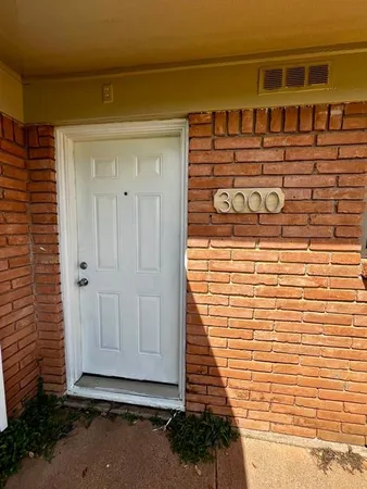 $1,700 | 3000 Buffalo Gap Road, Unit B, Abilene, TX 79605