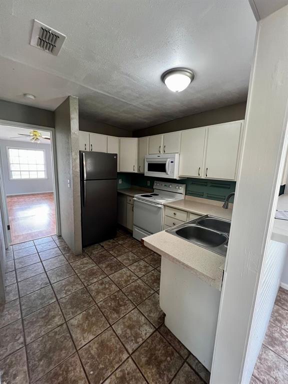 3000 Buffalo Gap Road, Unit B Abilene, TX 79605 - Photo 10 of 11