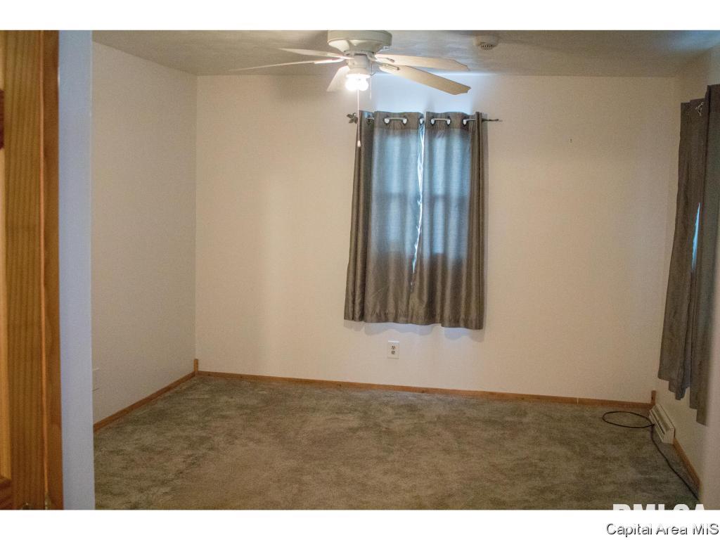 2241 East Watch Avenue Springfield, IL 62702 - Photo 5 of 9