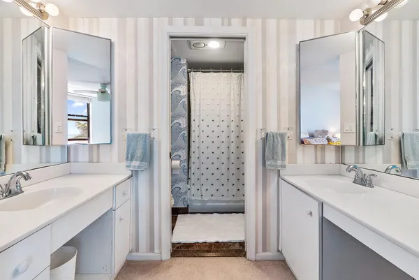 $4,100 | 5480 North Ocean Drive, Unit A5B, Singer Island, FL 33404