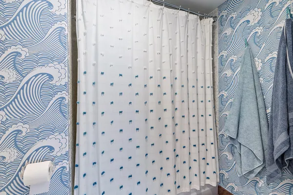 $4,100 | 5480 North Ocean Drive, Unit A5B, Singer Island, FL 33404