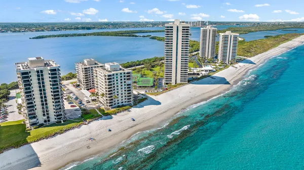 $4,100 | 5480 North Ocean Drive, Unit A5B, Singer Island, FL 33404