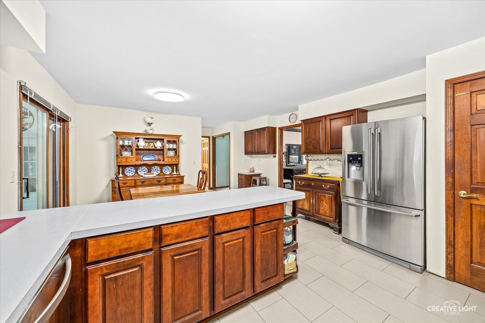 1803 River Ridge Circle Naperville, IL 60565 - Photo 12 of 34 Gallery Image 12